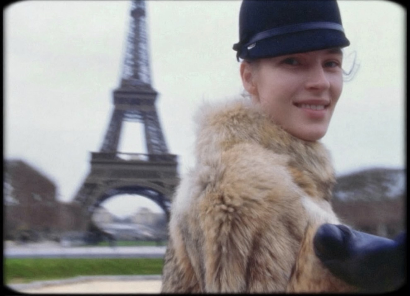 “Back To The Wall” reaches Paris, France for its new music video